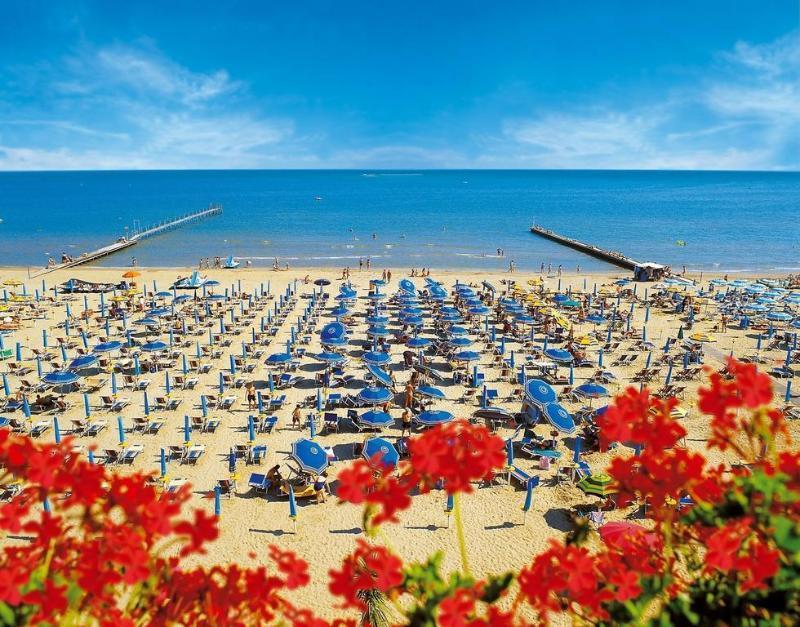 Hotel Capri 3 Stelle Superior Τζεσόλο Λίντο Εξωτερικό φωτογραφία