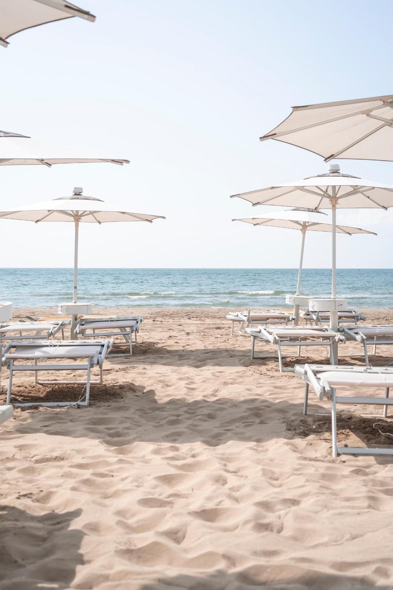 Hotel Capri 3 Stelle Superior Τζεσόλο Λίντο Εξωτερικό φωτογραφία